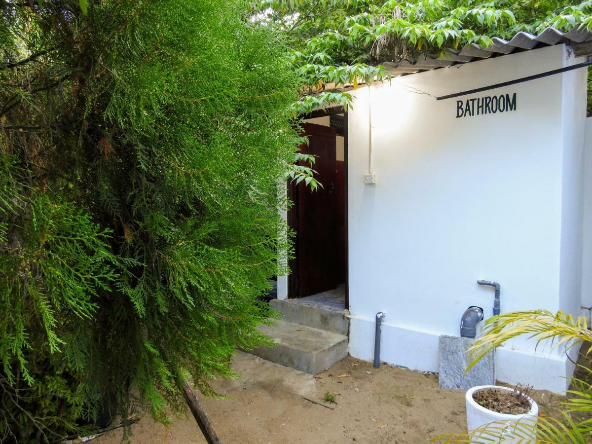 Cresent Bay Beach Hotel Arugam Bay Exterior photo